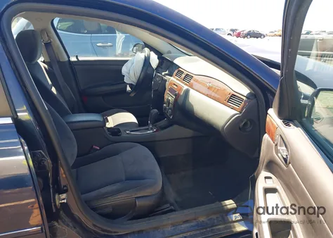 2011 Chevrolet Impala Ls z USA, uszkodzony, nr VIN 2G1WF5EK1B1252307